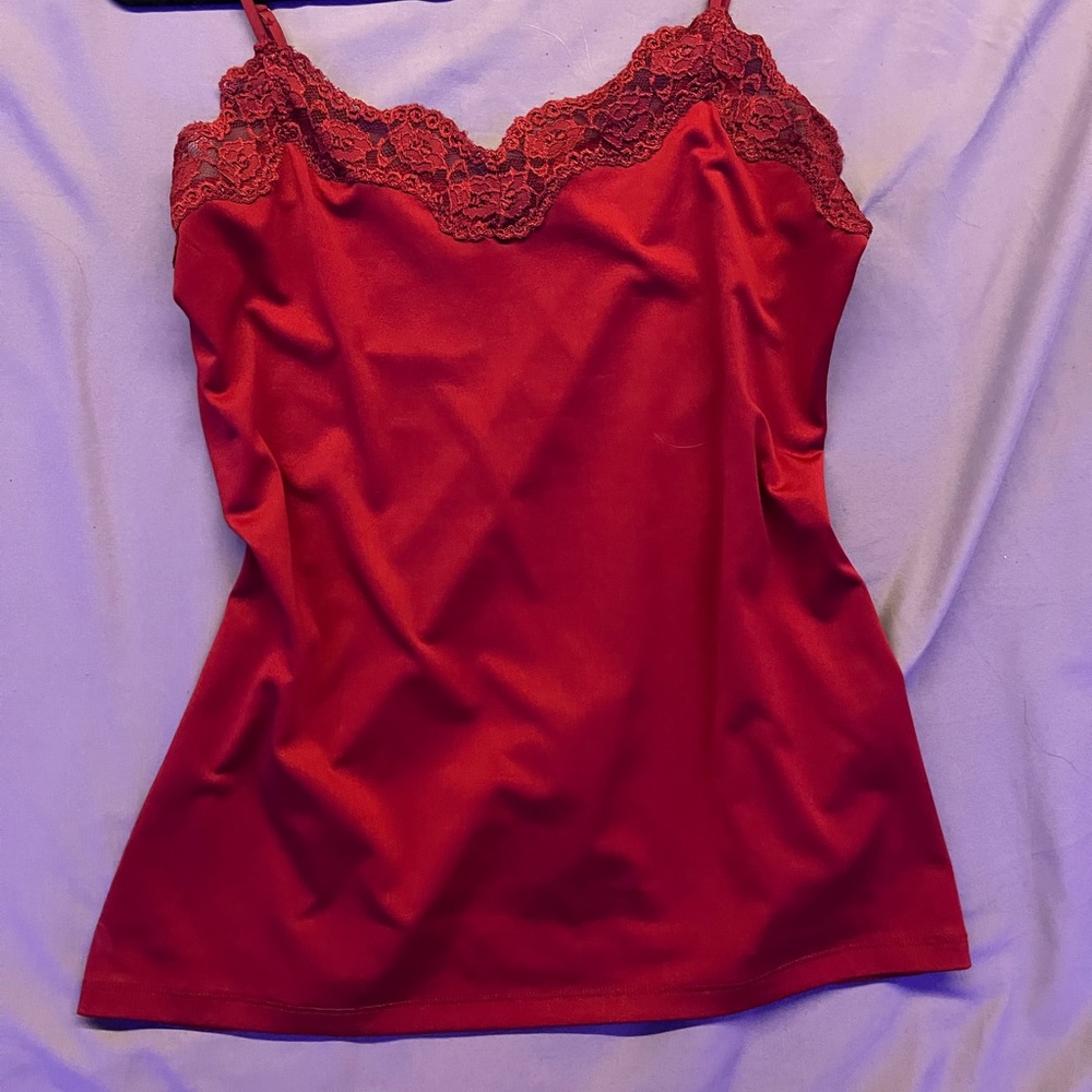 Red lace cami top - Picture 4 of 5